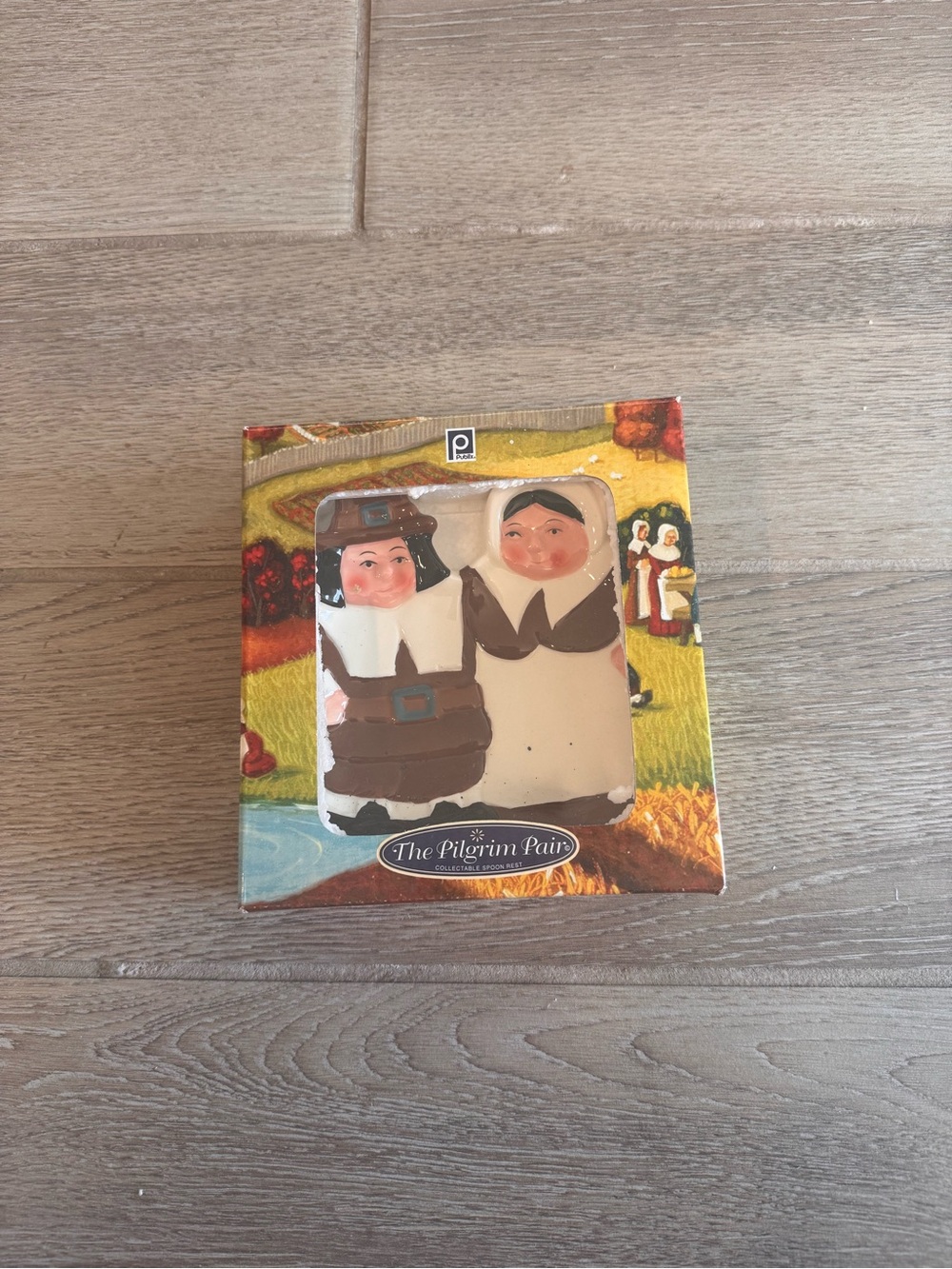 Publix “ The Pilgrim Pair” collectible Spoon Rest